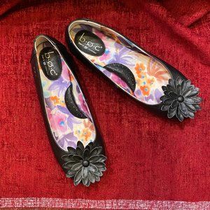 Born Concepts Walking Flat with Floral Embellishment - Size 8M